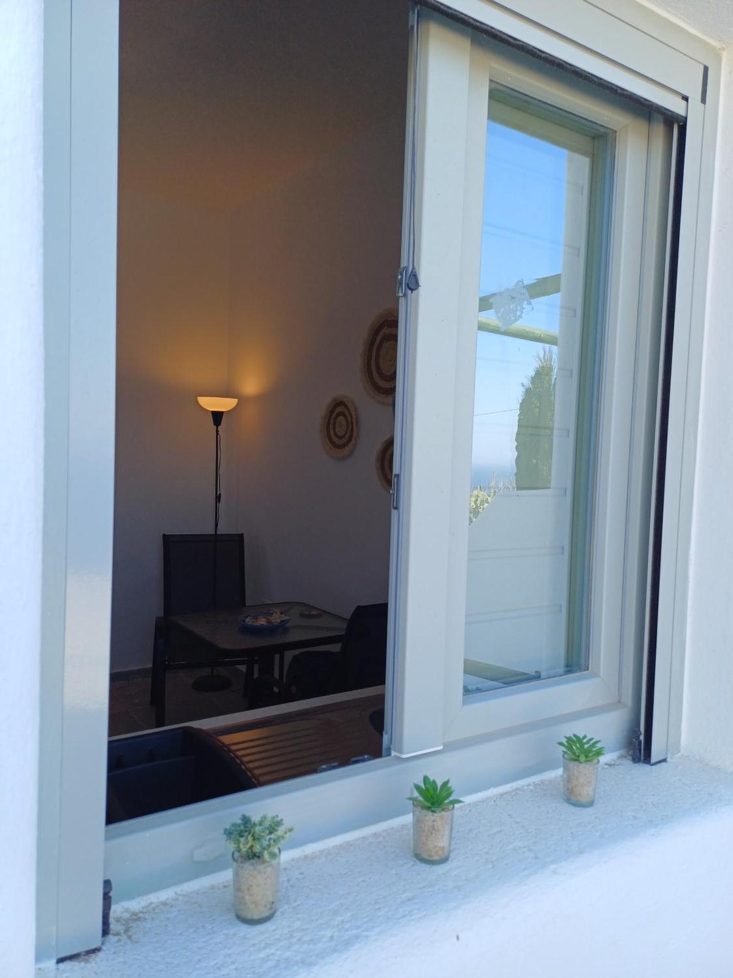 Apartament 'Nektarios' Cycladic House With Sunrise And Sea View!! Oía Zewnętrze zdjęcie